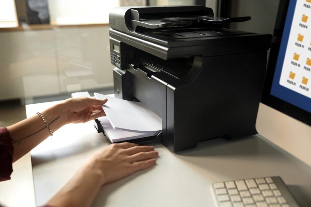 Optimisez votre productivité avec les traceurs et imprimantes commerciales Canon avec